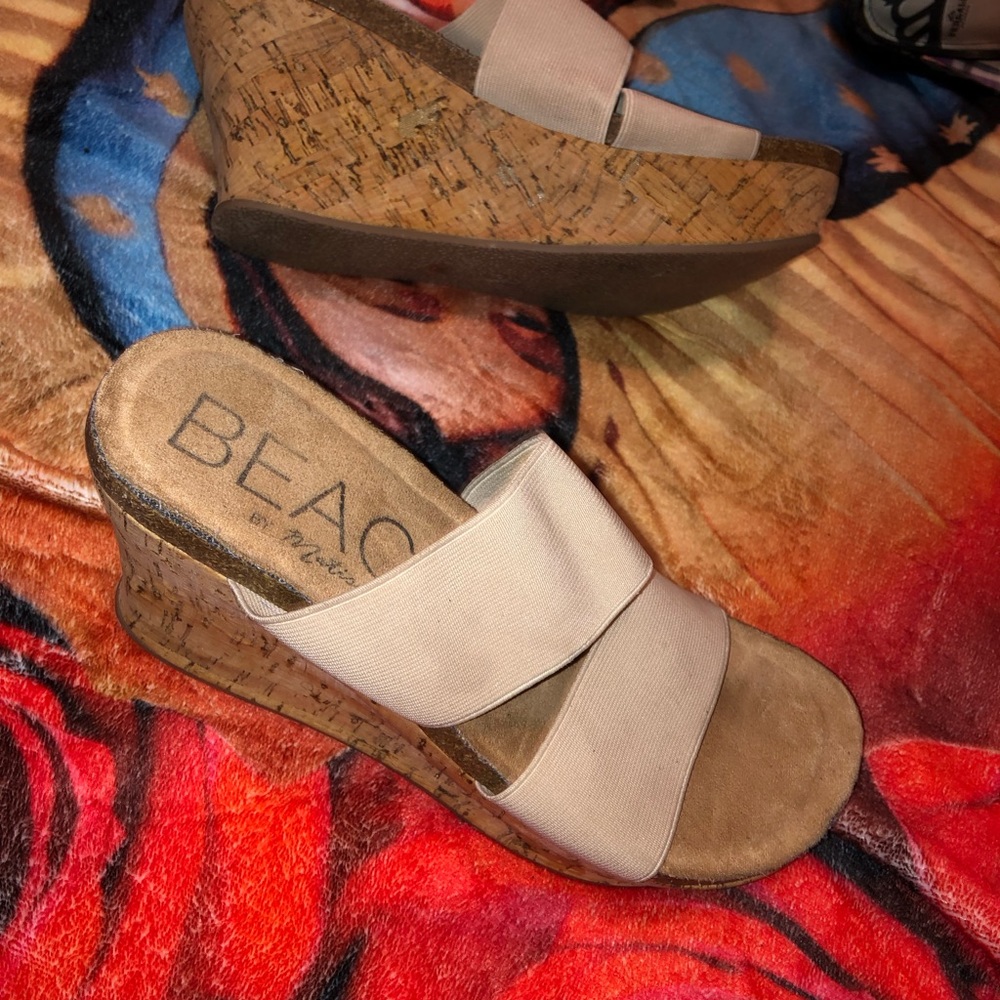 Beach by Matisse platforms